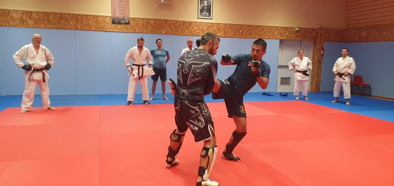 Initiation KMIX du 17/10/2025