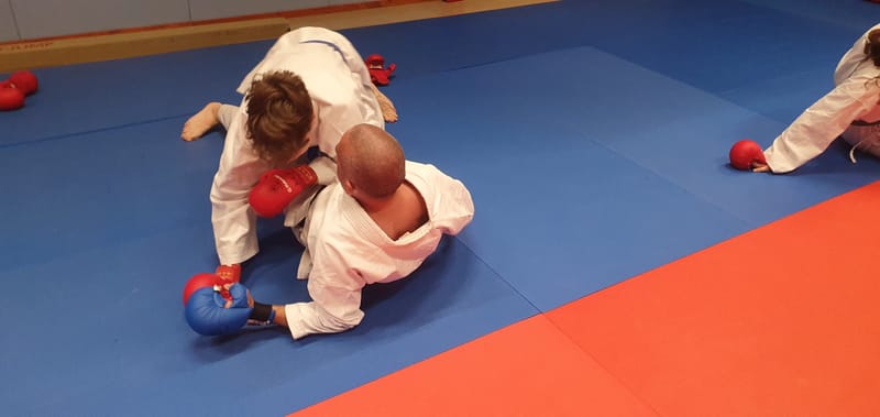 Initiation KMIX du 17/10/2025