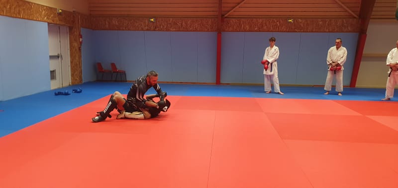 Initiation KMIX du 17/10/2025