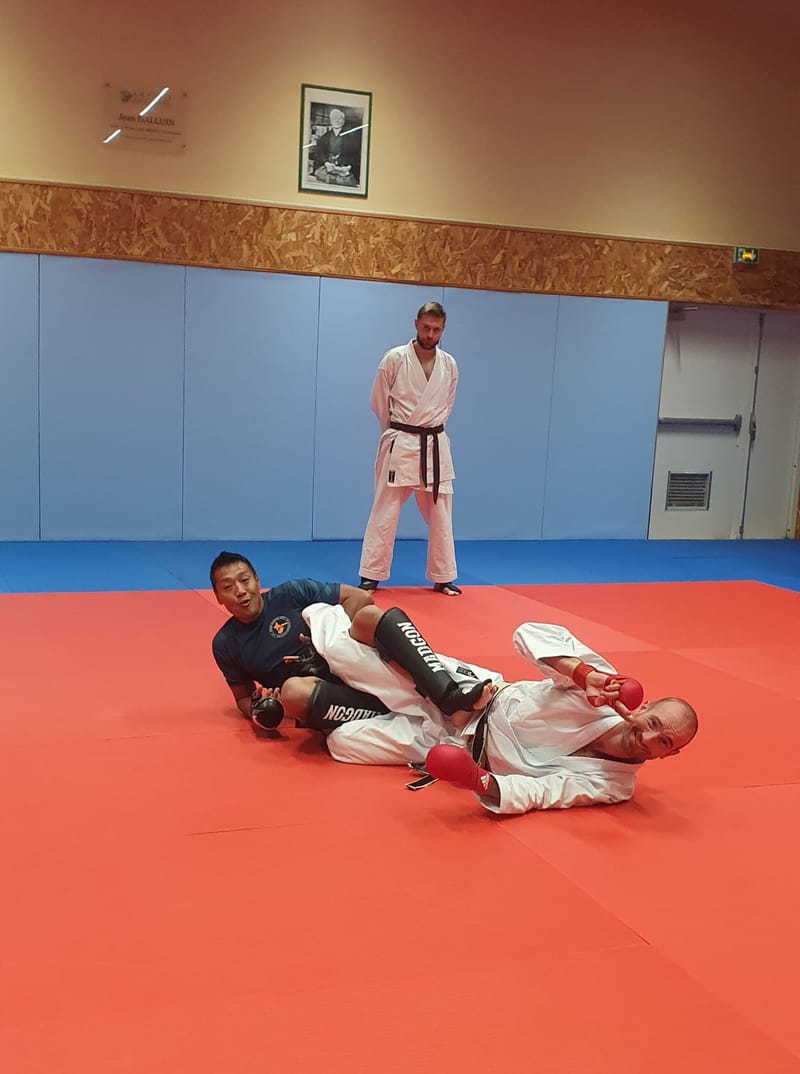 Initiation KMIX du 17/10/2025