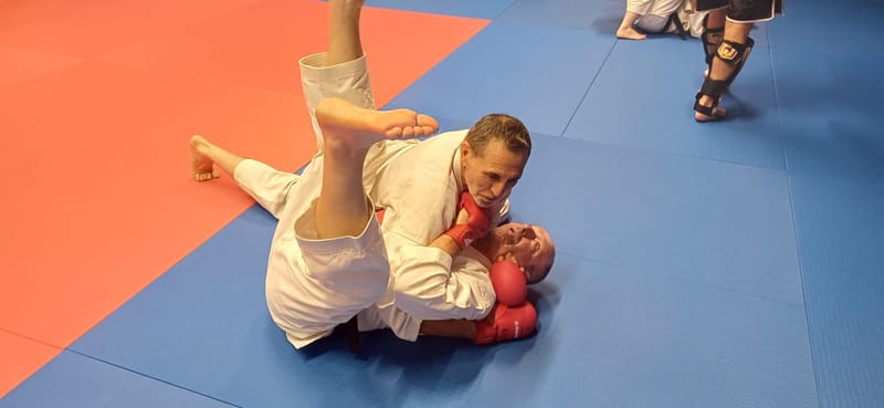 Initiation KMIX du 17/10/2025