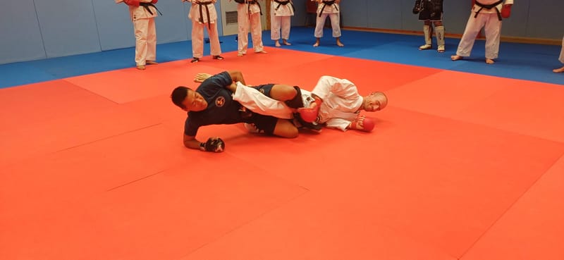 Initiation KMIX du 17/10/2025