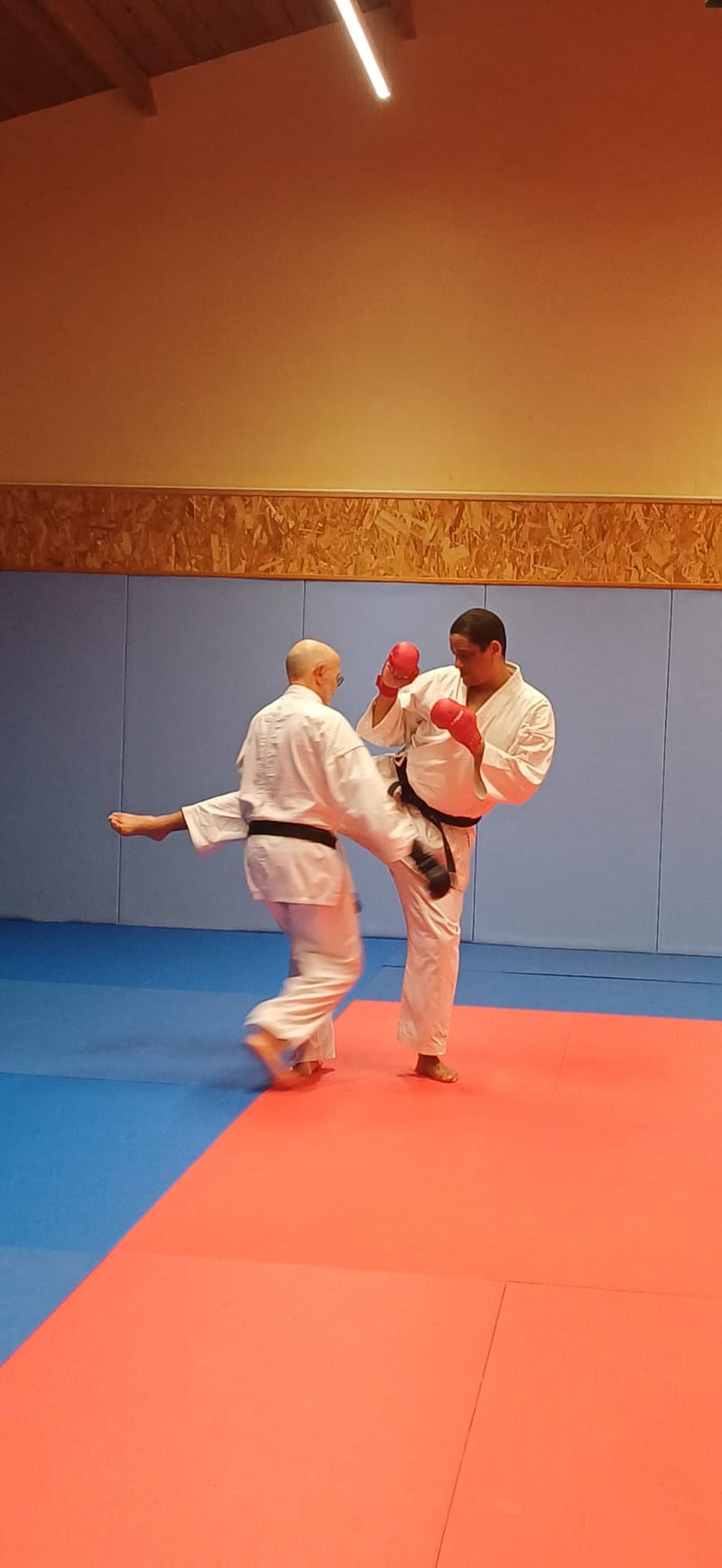 Initiation KMIX du 17/10/2025