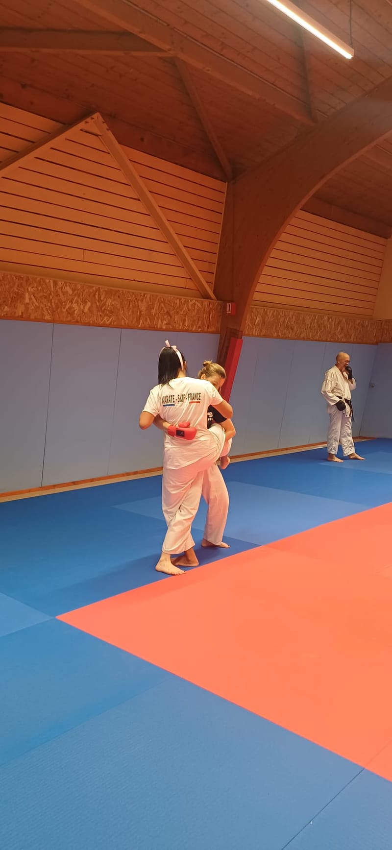 Initiation KMIX du 17/10/2025