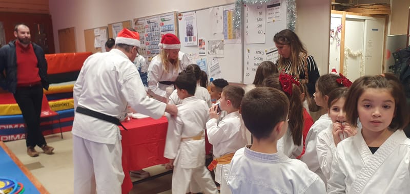 15/12/2025 dernier cours de Karaté de l'année tenue ou accessoires de Noël exigé ! + goûter pour les enfants et ados