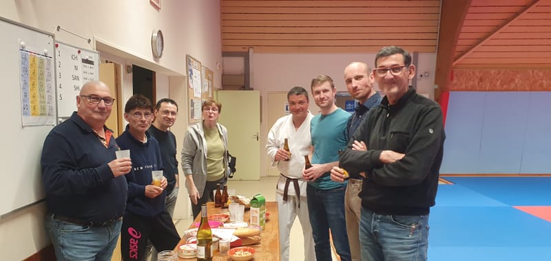 Remise des ceintures noires obtenues en mars 2026