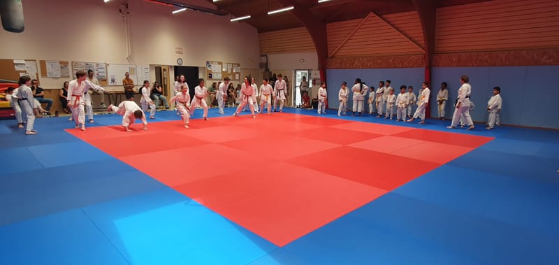 Dernier cours, distribution des diplômes et tirage de la tombola le 15/06/2026