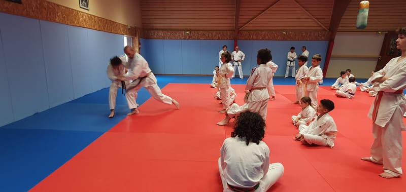 Dernier cours, distribution des diplômes et tirage de la tombola le 15/06/2026