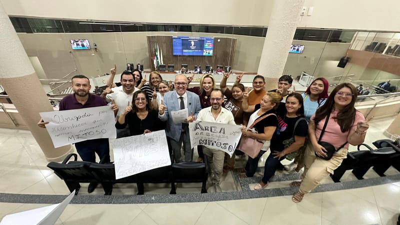 CMM aprova Projeto de Lei, de autoria do vereador Mitoso, que torna essenciais as atividades de profissionais de beleza em Manaus