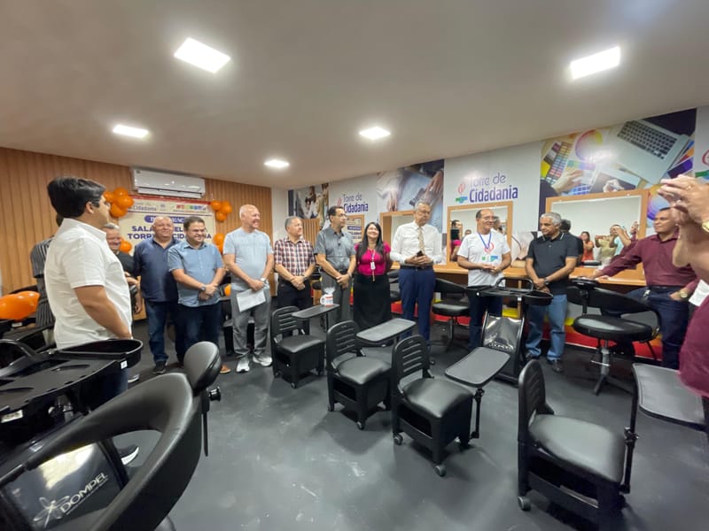 Vereador Mitoso prestigia inauguração da Sala da Beleza na Torre da Cidadania – Zona Norte