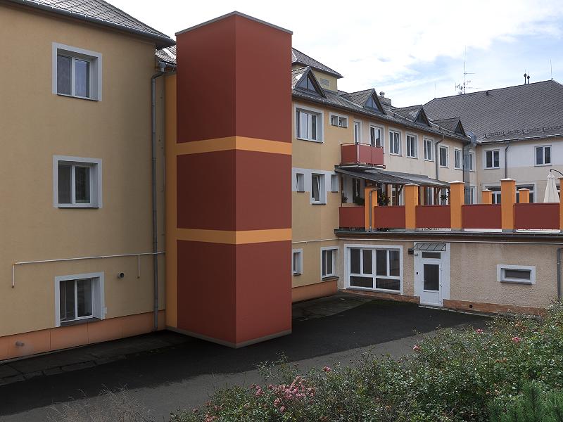 Přístavba výtahu domov důchodců