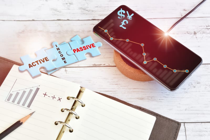 Artificial Intelligence and the Job Market: 8 Tips for Adapting to AI Changes