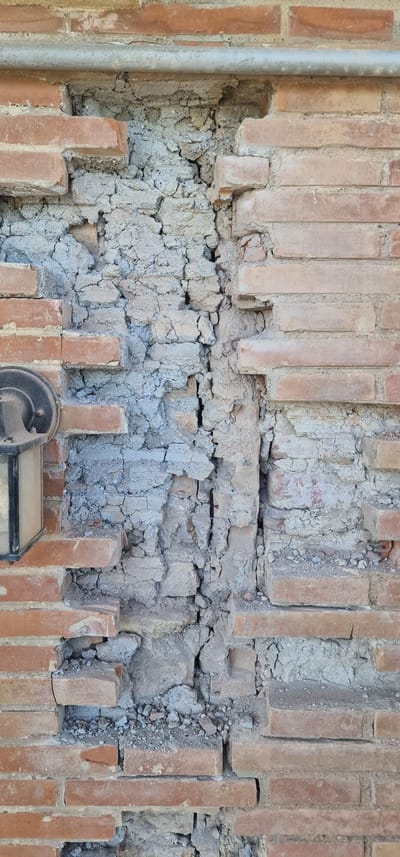 Consolidamento edificio storico in muratura portante - Via Gramsci 111-113 Nettuno (Rm)