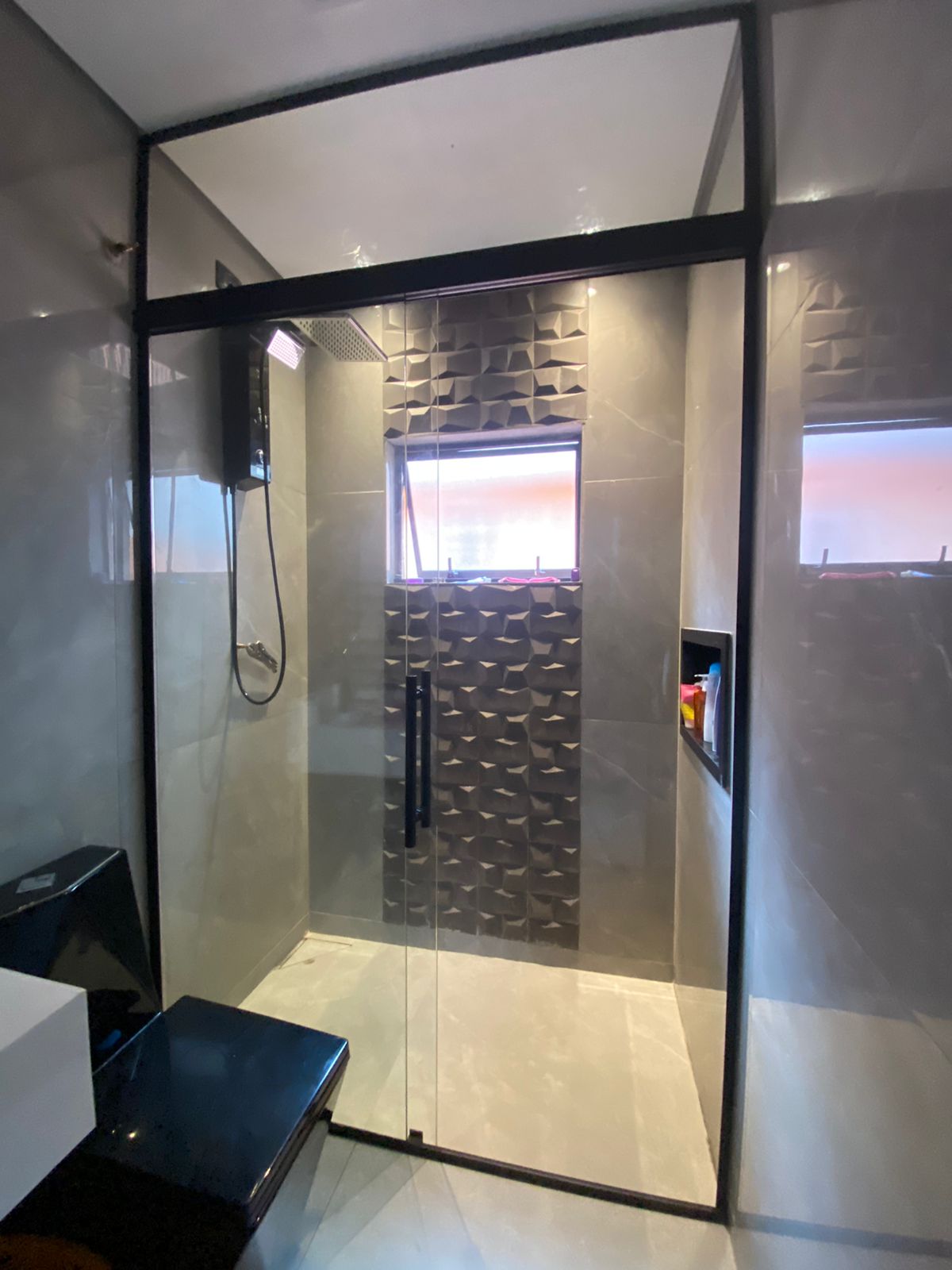 Box de Banheiro até o teto: A solução ideal para o seu banheiro