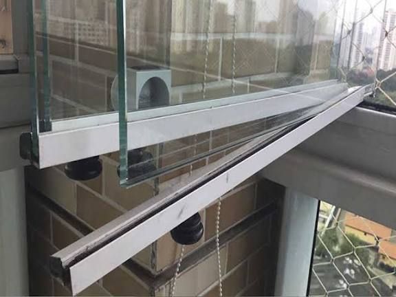 Manutenção de Sacadas, Telhados, Box, Portas, Janelas