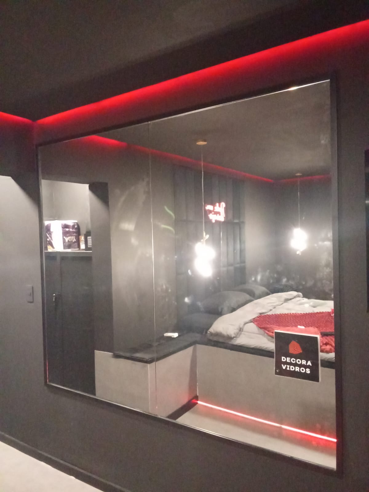 Painéis de Espelhos com Bisotê em Balneário e Itapema - Meia Praia