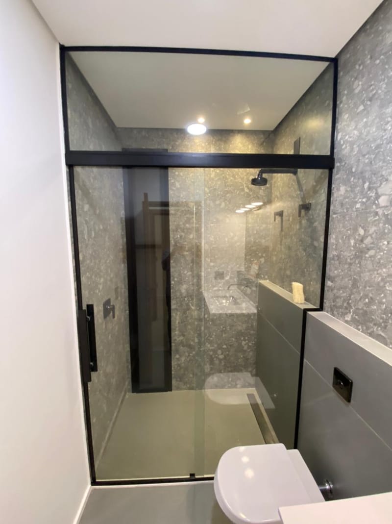 Box de Banheiro até o teto: A solução ideal para o seu banheiro