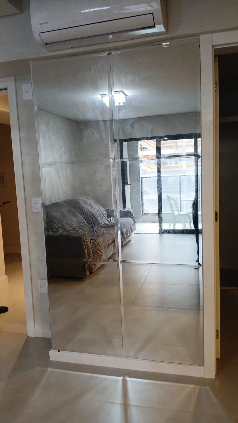 Painéis de Espelhos com Bisotê em Florianópolis 