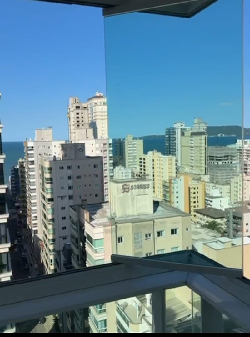 Mais uma manutenção de sacada em Itapema executada por nossa equipe.