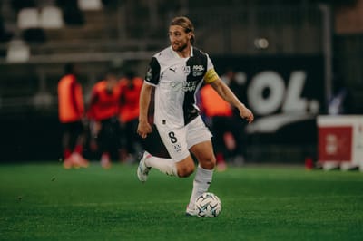 Blessure | Rupture des ligaments croisés pour Victor Lobry