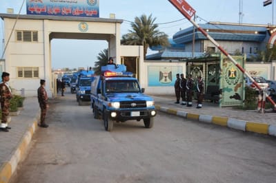 قائد شرطة الديوانية يودع ضابطاً وثلاثة منتسبين التوقيف