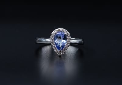 יהלומים צבעוניים: פלאים טבעיים של טבע ויופי