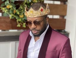 Home Entertainment - Celebrities