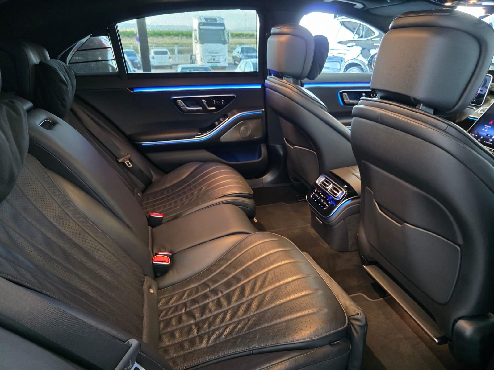 S Class Mercedes-Benz