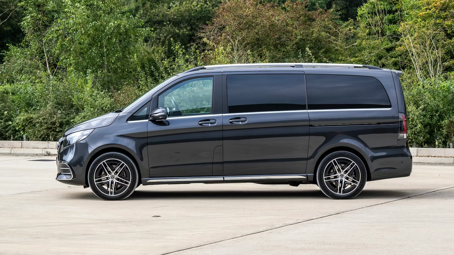 V Class Mercedes-Benz