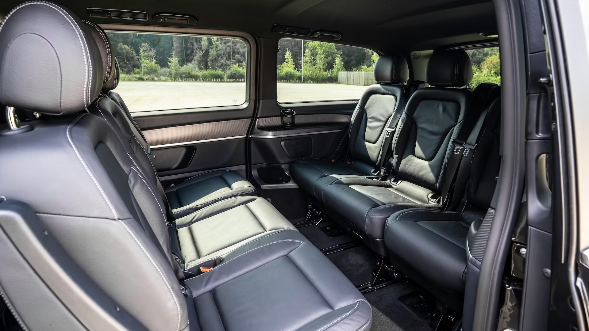 V Class Mercedes-Benz