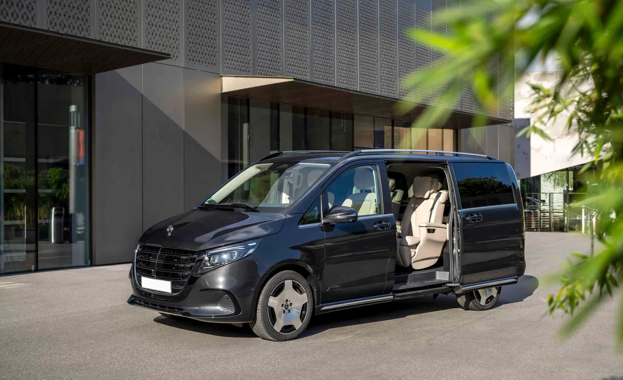 NEW MERCEDES V CLASS VAN MINI VAN