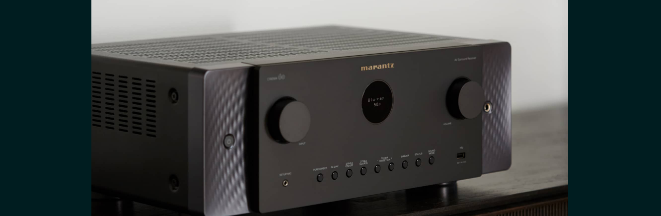 תמונת אוירה זוויתית של הרסיבר מרנץ Marantz Cinema 60