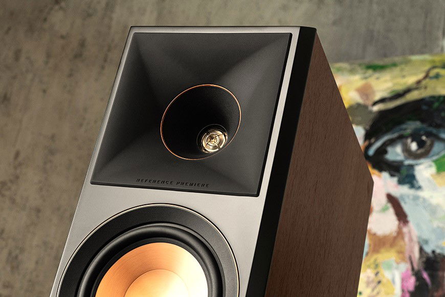 תמונת תקריב של הרמקול Klipsch RP-5000F II 