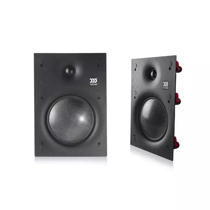 זוג רמקולים שקועים מוראל Morel PMW600 עומדים אחד על יד השני ללא גריל