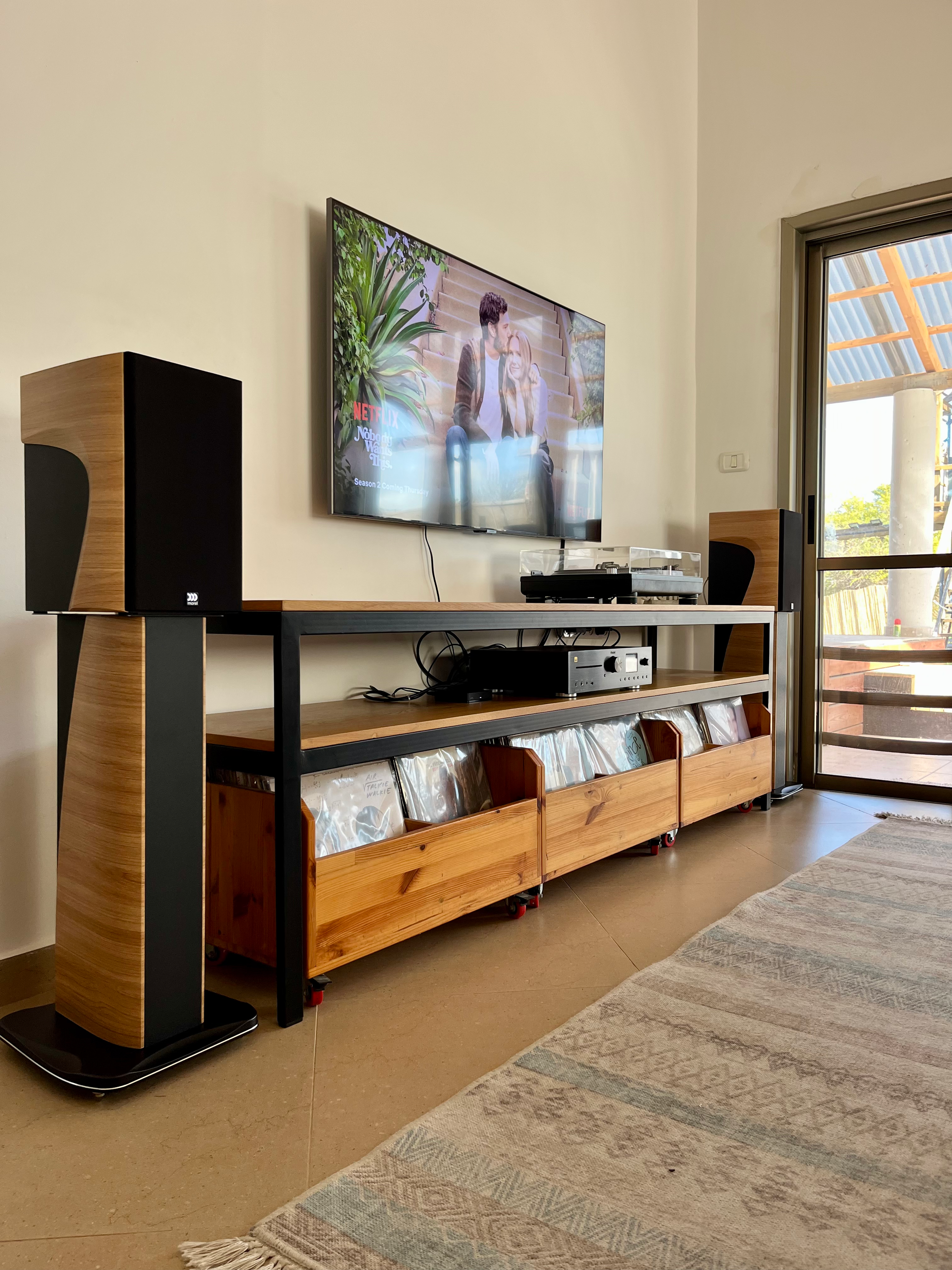 אין כמו סטריאו נטו עם Morel Avyra 622