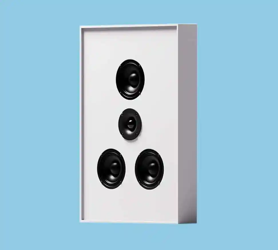 תמונת אווירה של הרמקול של גאלו השטוח Gallo Acoustics Profile 4 עומד בזווית מול המצלמה וללא גריל