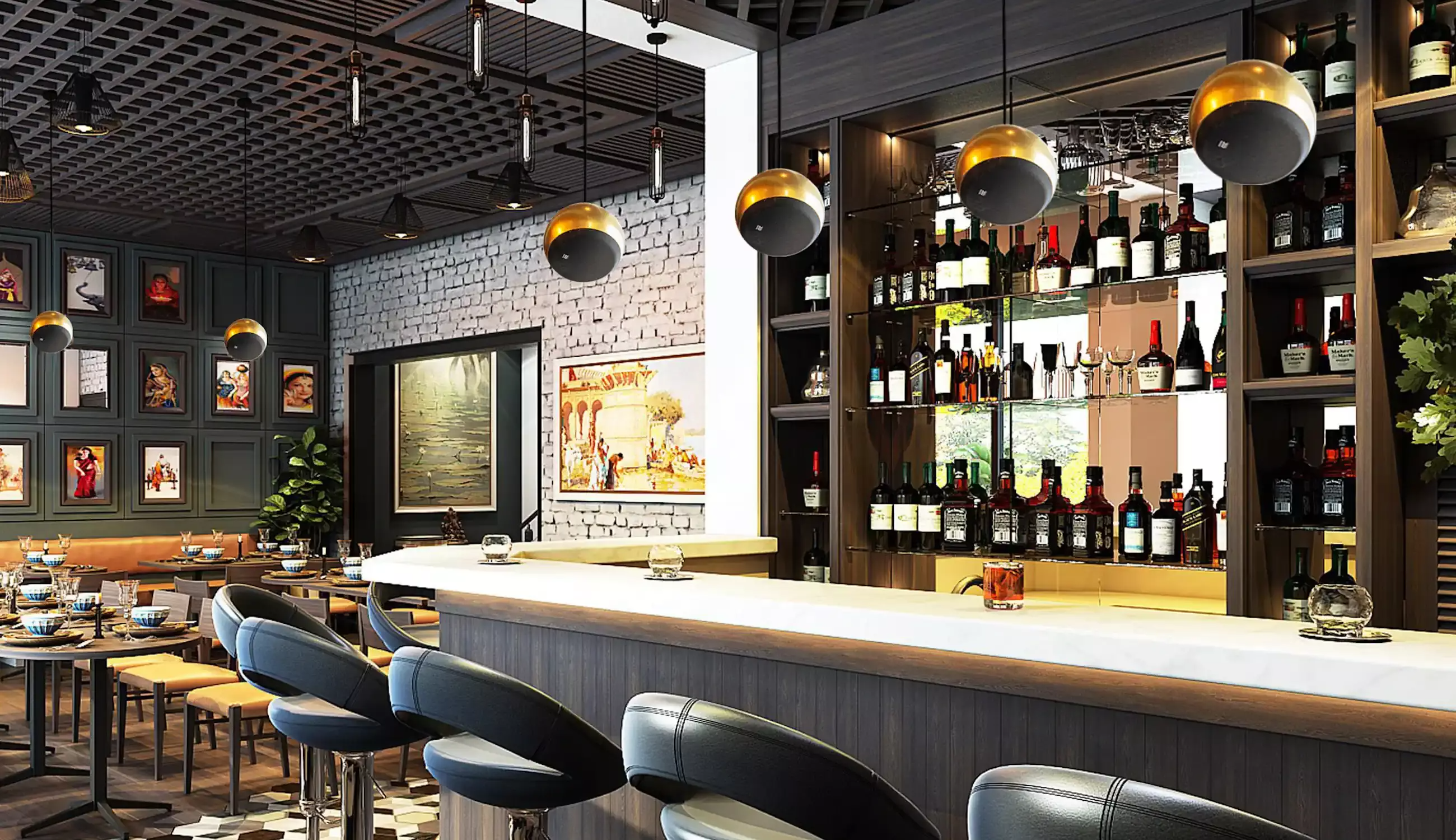 ארבעה רמקולים עגולים מעוצבים מוראל morel sp2 תלויים מהתקרה מעל בר של מסעדה מעוצבת