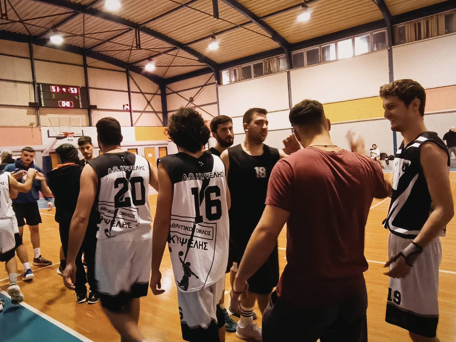 ΑΕ ΠΕΤΡΑΛΩΝΩΝ - Α.Ο. ΚΥΨΕΛΗΣ  51-53