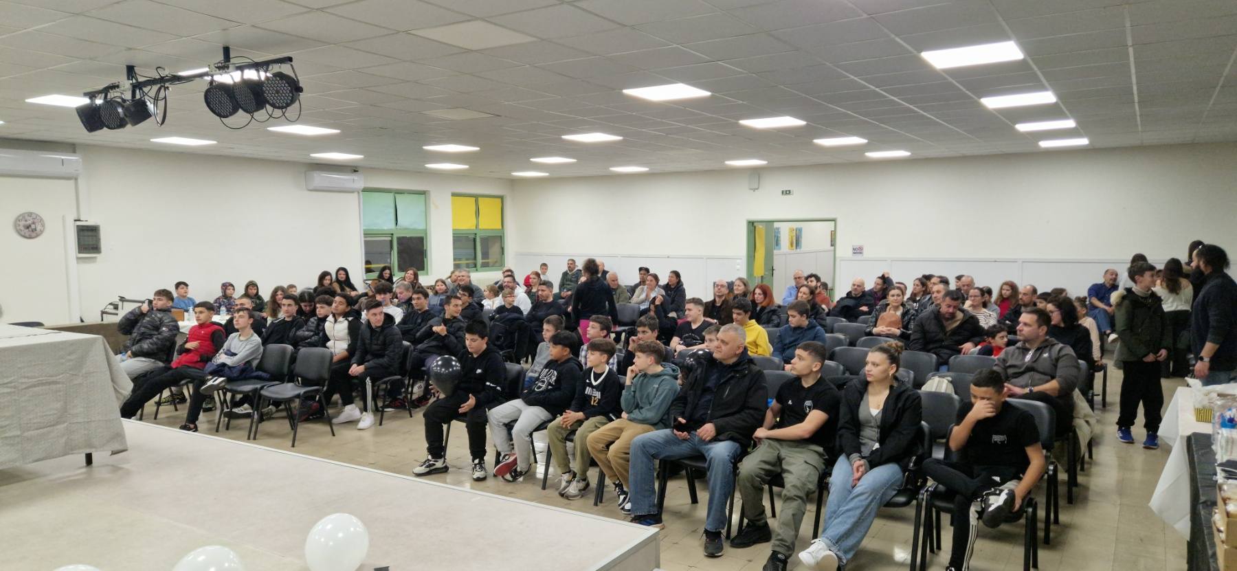 Πραγματοποιήθηκε η κοπή πίτας του σωματείου μας ΑΟ ΚΥΨΕΛΗΣ το σάββατο 24/01/26, με πολλές εκπλήξεις για τους μικρούς αθλητές μας που κέρδισαν τα φλουριά! Ευχαριστούμε τους γονείς και τους αθλητές που βρέθηκαν στην εκδήλωση αυτή! Επίσης ευχαριστούμε  και την κυρία Ζωντήρου Ελένη την Δημοτική σύμβουλο του Δήμου Αθηναίων, Πρόεδρο του ΟΠΑΝΔΑ που έχει συμβάλει τα μέγιστα  και να της ευχηθούμε καλή συνέχεια στον νεο της πόστο πλέον!