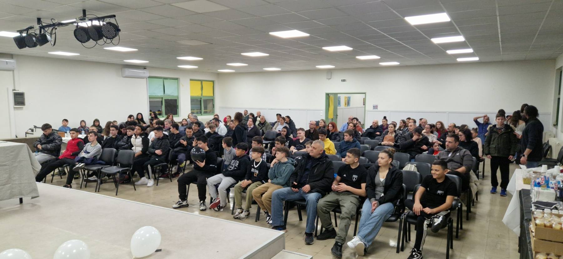 Πραγματοποιήθηκε η κοπή πίτας του σωματείου μας ΑΟ ΚΥΨΕΛΗΣ το σάββατο 24/01/26, με πολλές εκπλήξεις για τους μικρούς αθλητές μας που κέρδισαν τα φλουριά! Ευχαριστούμε τους γονείς και τους αθλητές που βρέθηκαν στην εκδήλωση αυτή! Επίσης ευχαριστούμε  και την κυρία Ζωντήρου Ελένη την Δημοτική σύμβουλο του Δήμου Αθηναίων, Πρόεδρο του ΟΠΑΝΔΑ που έχει συμβάλει τα μέγιστα  και να της ευχηθούμε καλή συνέχεια στον νεο της πόστο πλέον!