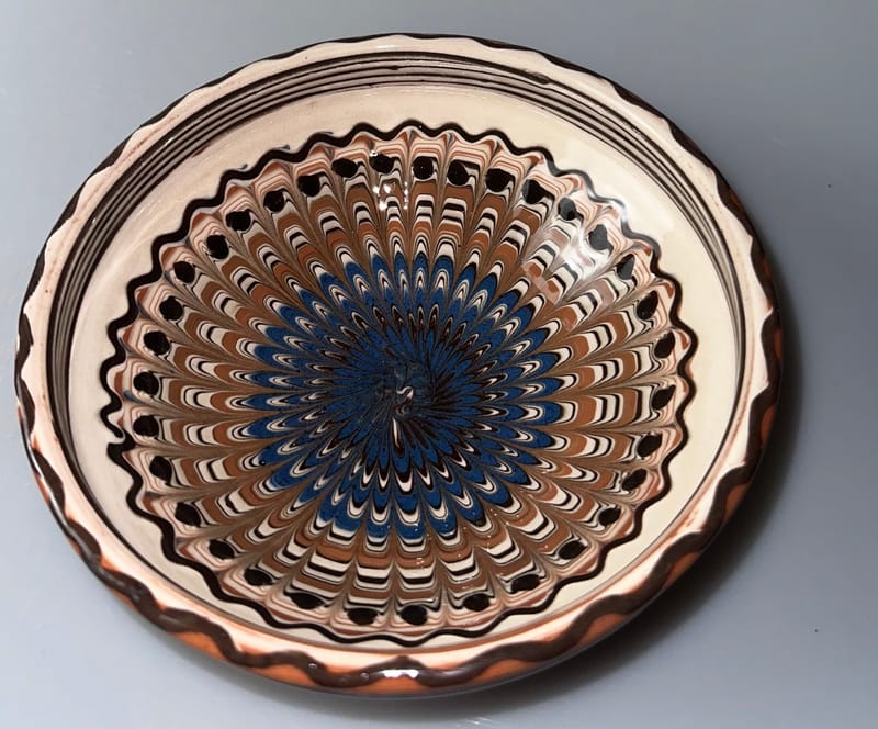 16-19cm glazed bowls 