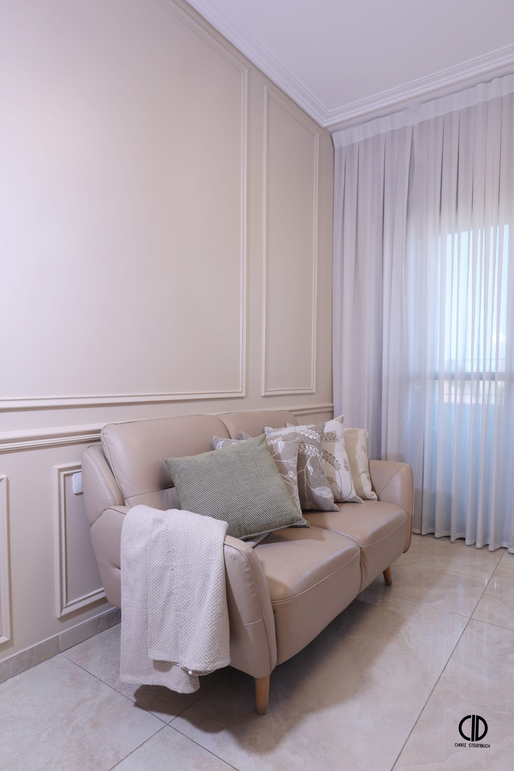 Small Schneller apartment makeover