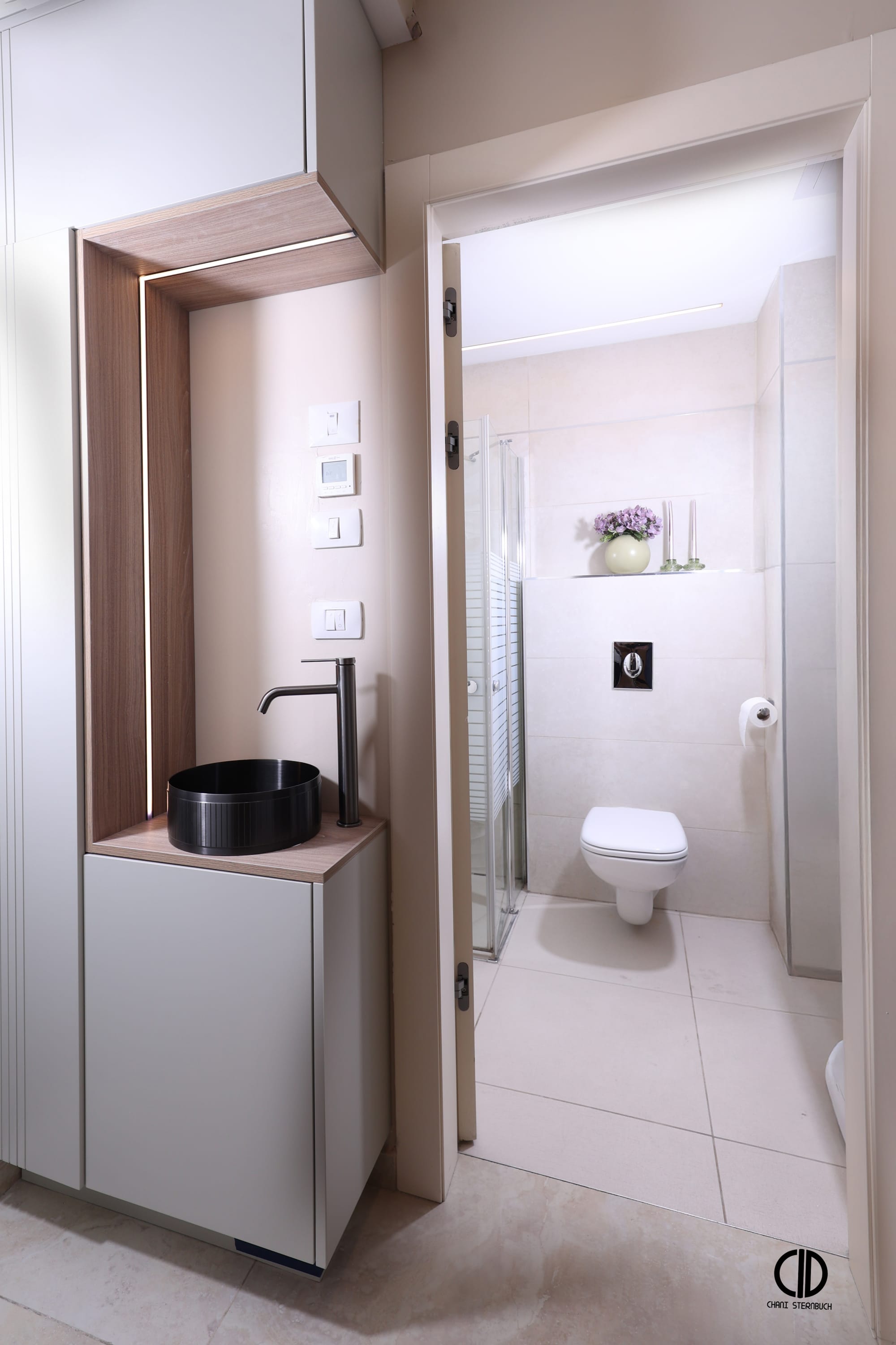 Small Schneller apartment makeover