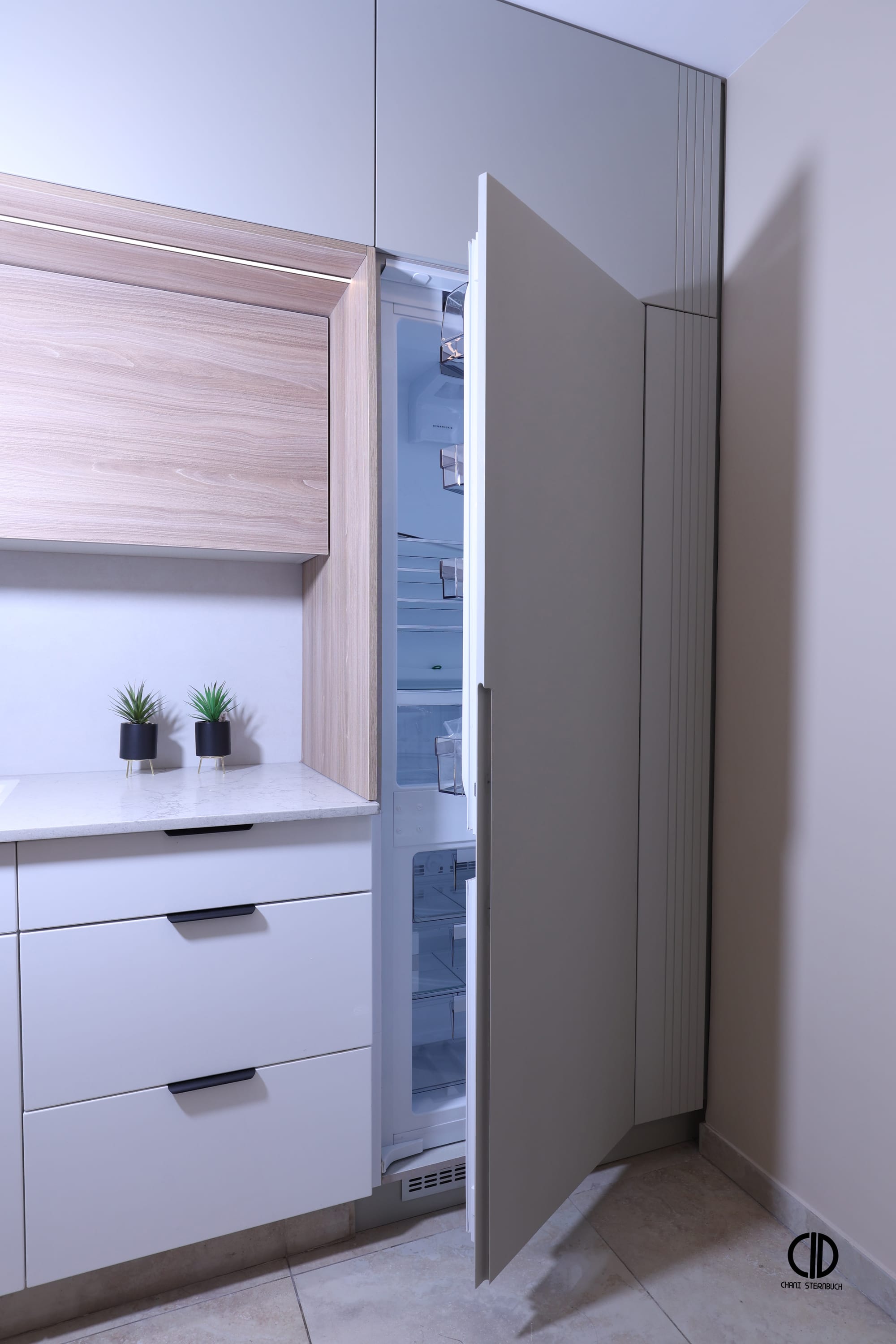 Small Schneller apartment makeover