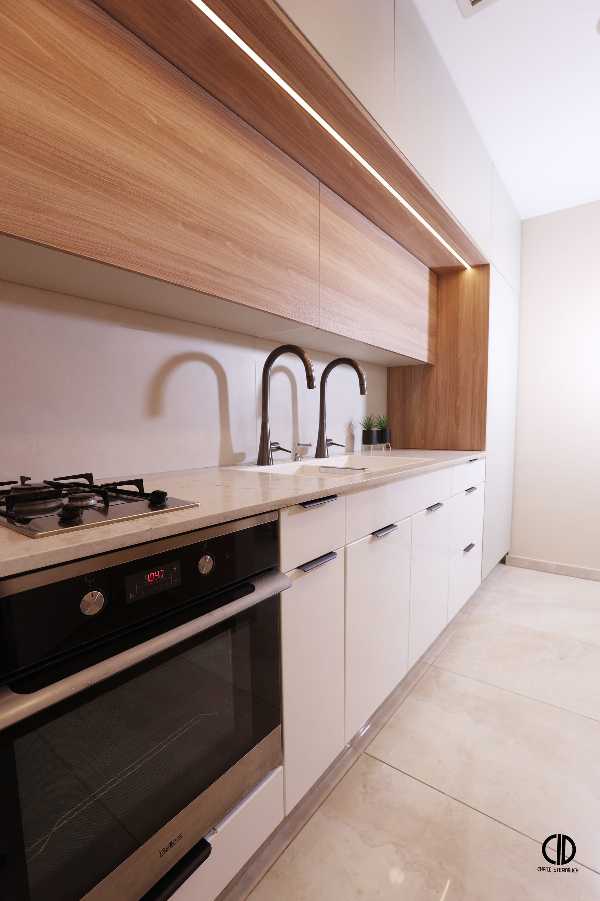 Small Schneller apartment makeover