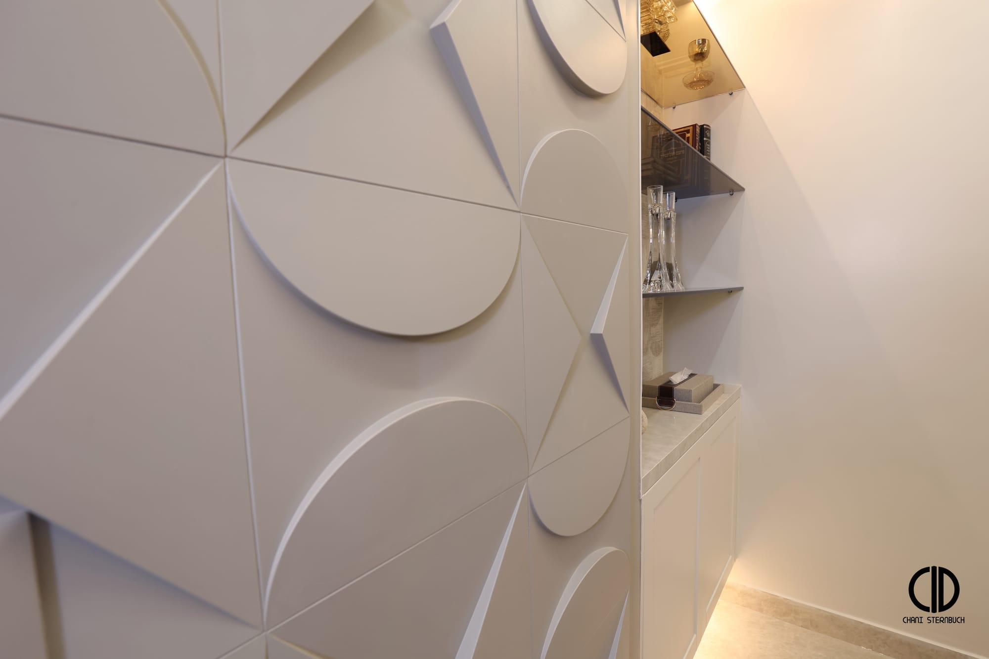 The cozy, inviting vibe of this stunning Airbnb will have guests hitting the repeat button. ‎