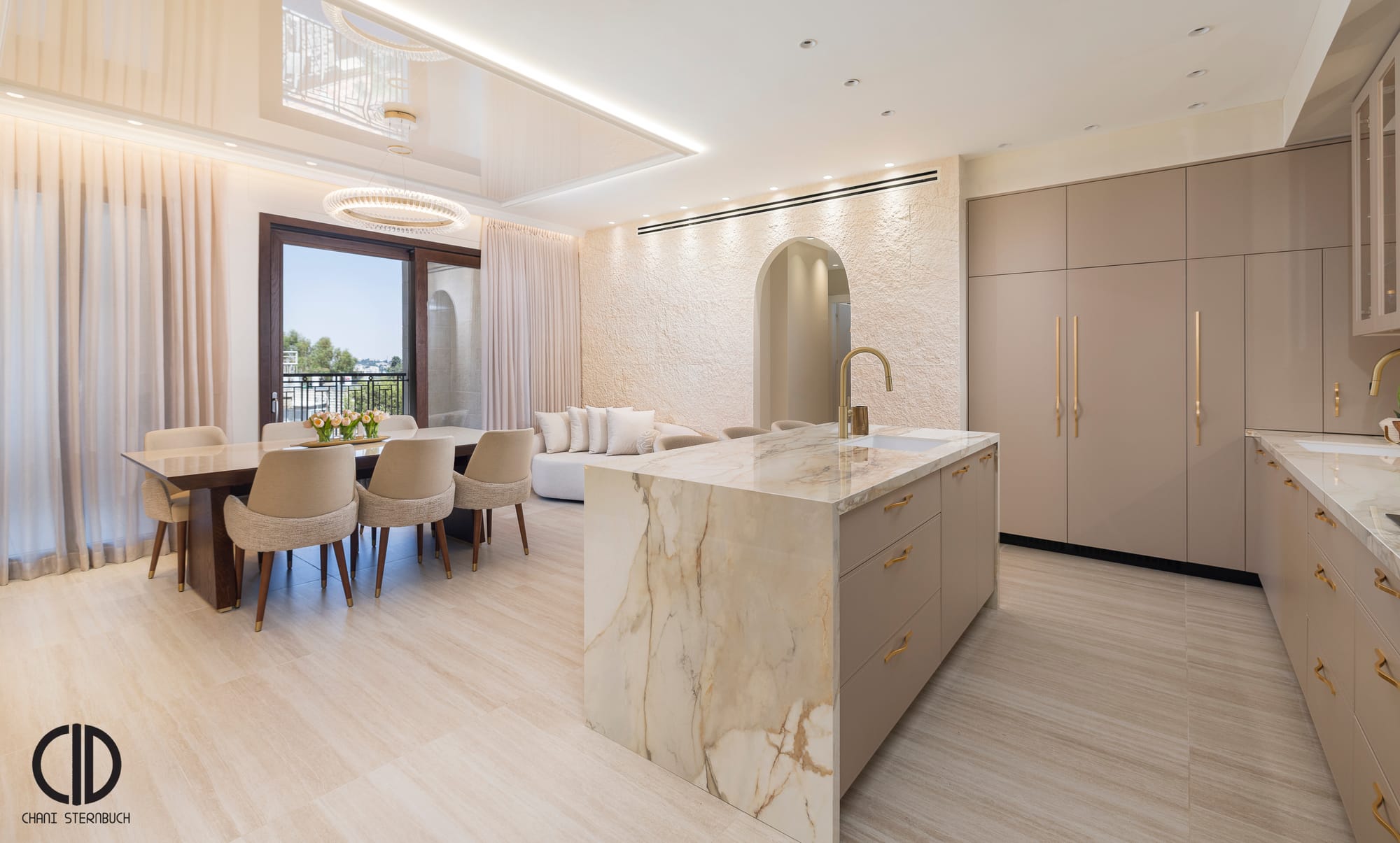 Stylish, Flexible Family Living in the Heart of Jerusalem
