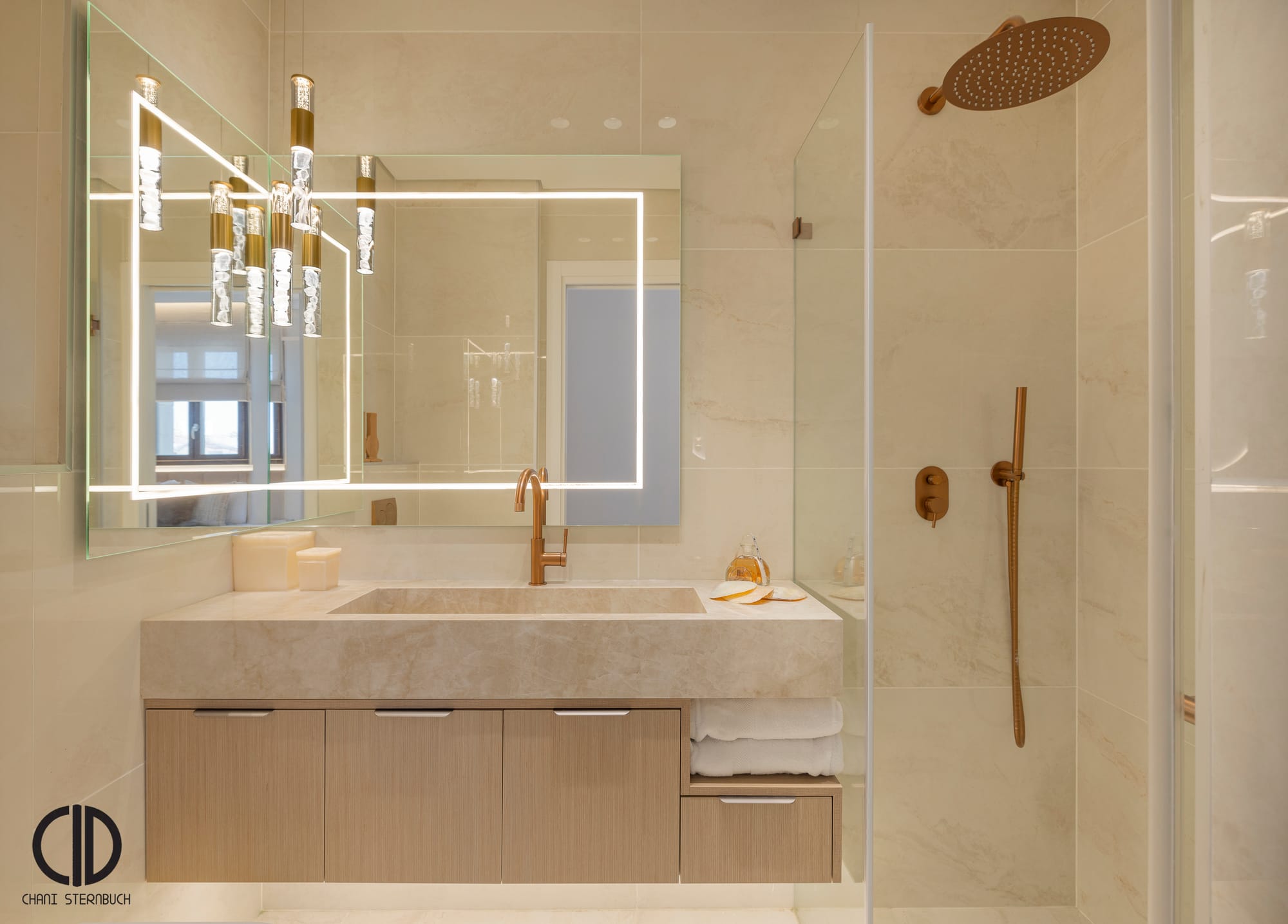 Stylish, Flexible Family Living in the Heart of Jerusalem