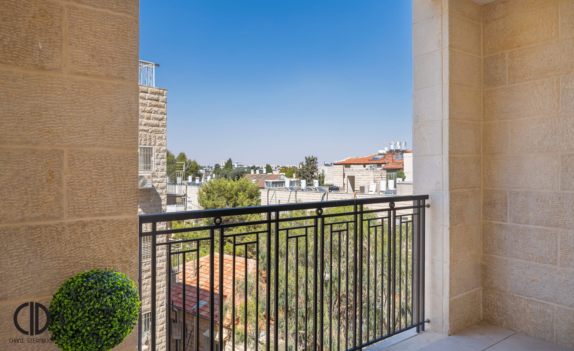 Stylish, Flexible Family Living in the Heart of Jerusalem