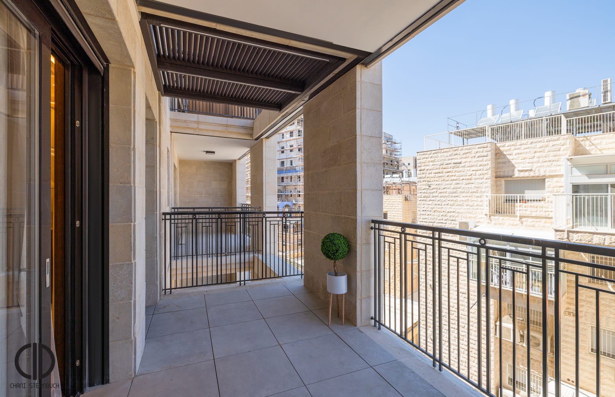 Stylish, Flexible Family Living in the Heart of Jerusalem
